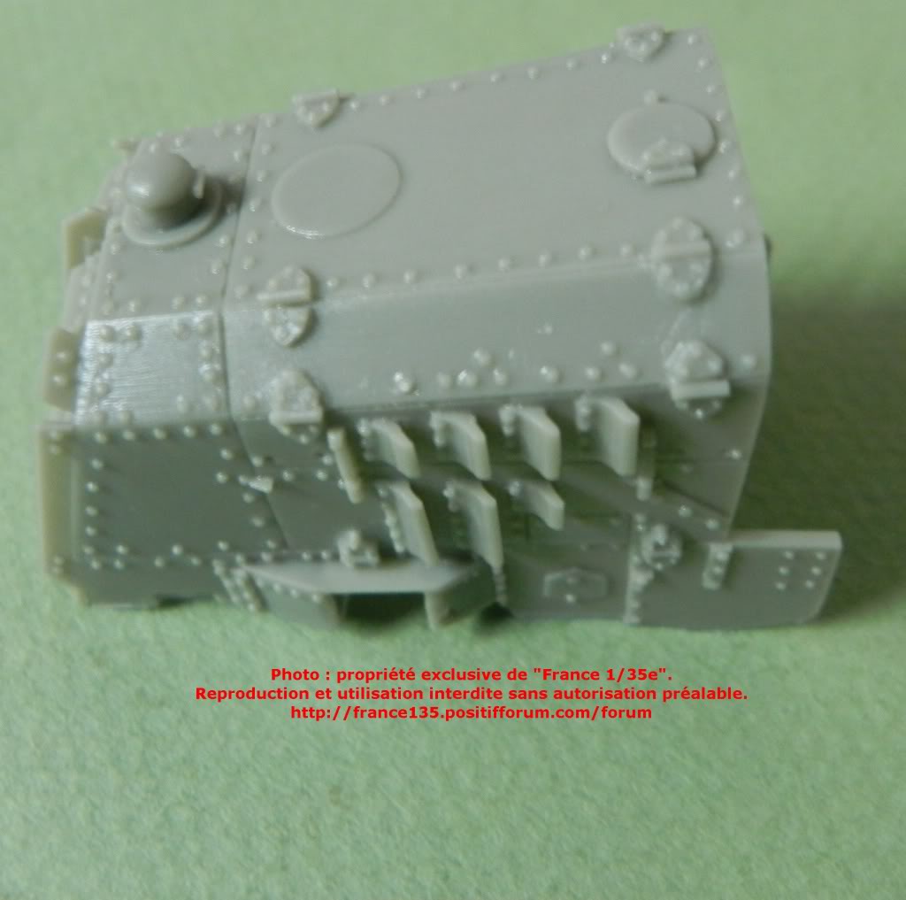 AMC P16 Mle 29. DES Kit, 1/35, ref 35126. Kit résine. P16DES1-35Ref35126-6