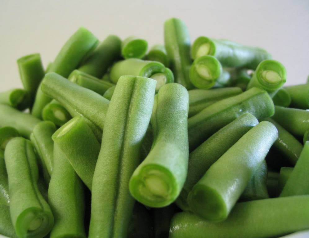 الفاصولياء الخضراء وفوايدها Gujerati-StyleGreenBeans-uncookedgr