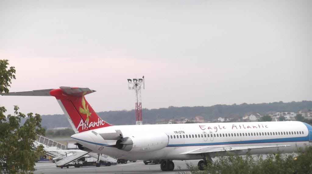 Aeroportul Bucuresti - Henri Coanda / Otopeni (OTP / LROP) - Septembrie 2013 OTN_zpsf04a6764