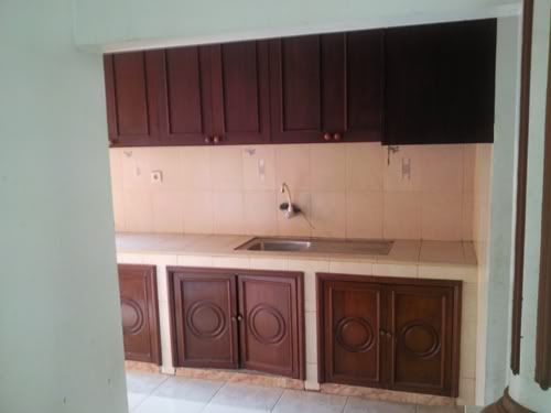 DIJUAL CEPAT RUMAH DI BOJONGGEDE BOGOR Dapur