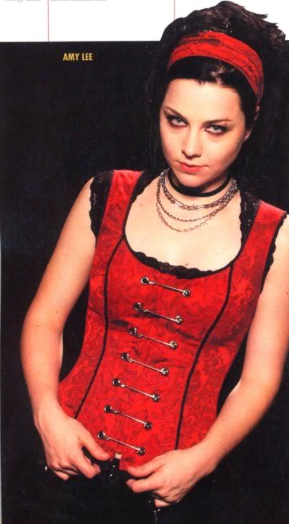 اوعى تفوتك Amy_lee