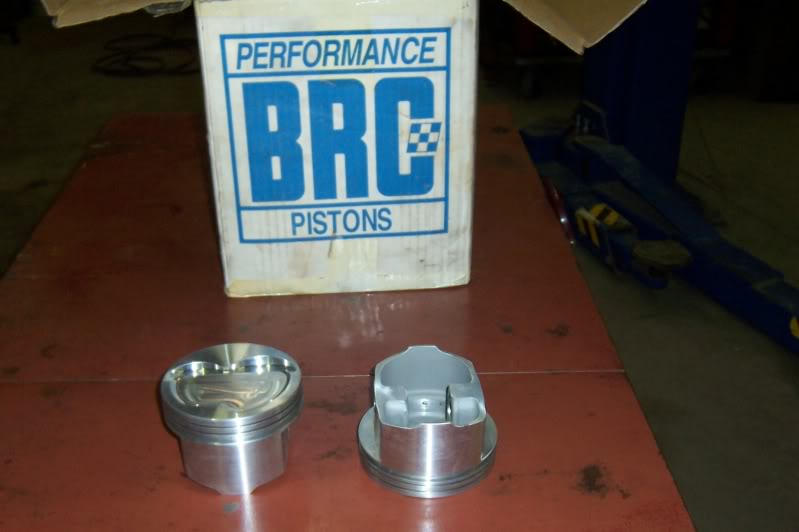 8 New BRC SBF pistons 100_1051