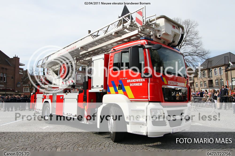 02/04/2011 Nieuwe elevator brandweer Bornem+ FOTO'S IMG_8083