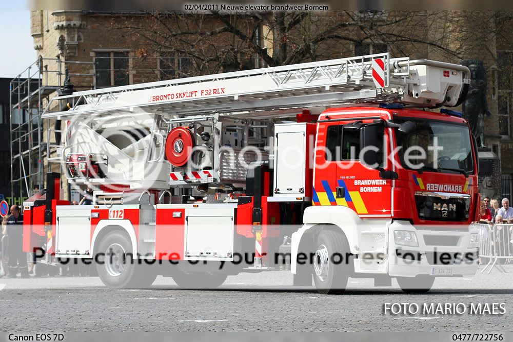 02/04/2011 Nieuwe elevator brandweer Bornem+ FOTO'S IMG_8087