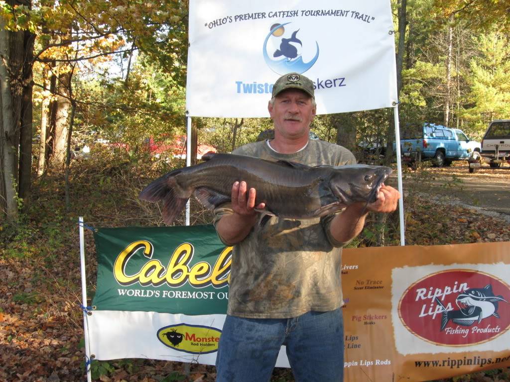 TWZ Ohio's Biggest catfish 2010 Anglers TWZLEESVILLE2010015Jefffoster1902lbs3325in