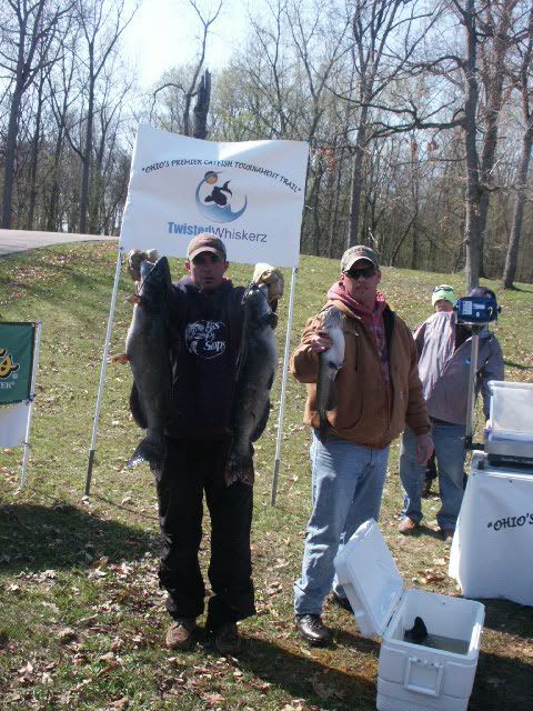 TwistedWhiskerz tournament cat fish pics over 10 pounds   ScottRiley1384lbsturkeyfoot