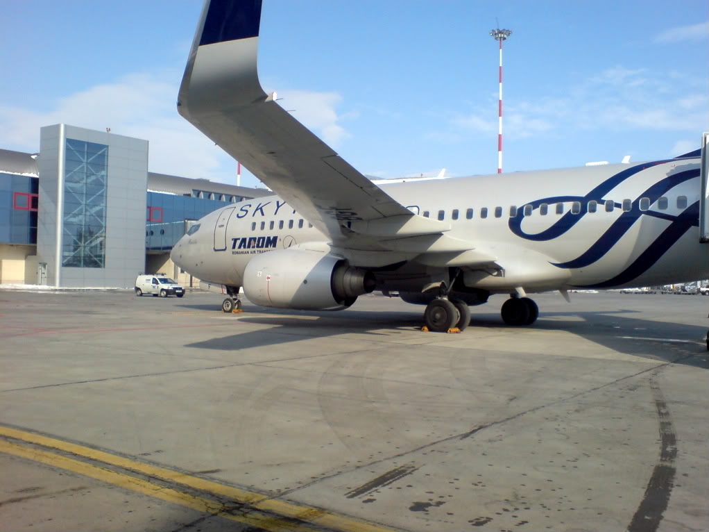 Aeroportul Bucuresti (Henri Coanda/Otopeni) - Februarie 2012 DSC00279