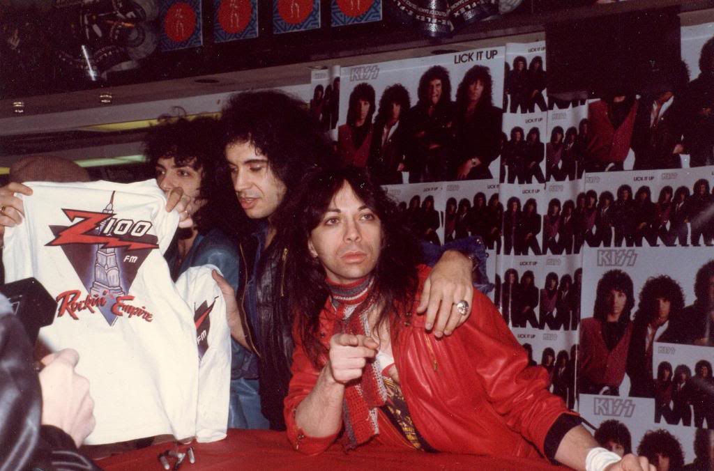 Vinnie Vincent - Page 13 018wg