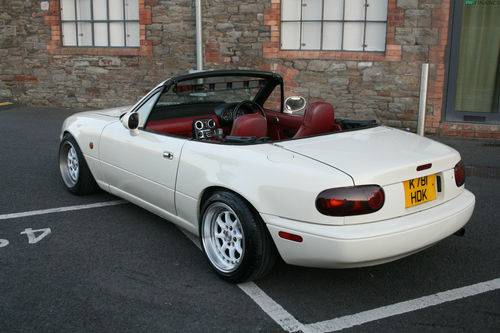 Slammed Eunos Miata mx5 mk1 KGrHqRhQFbF7I4VTBQP9CBSZrw60_121