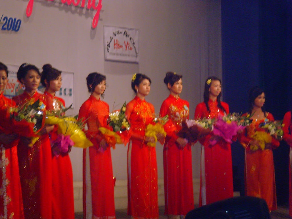 Hình Ảnh Sau Đêm Chung Kết Miss Huaf 2010 SNV37068