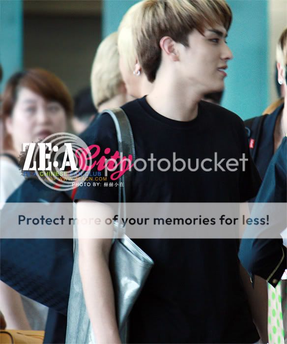 [OTHER] ZE:A at Incheon Airport, [2010.07.26] 533504492010072701573686