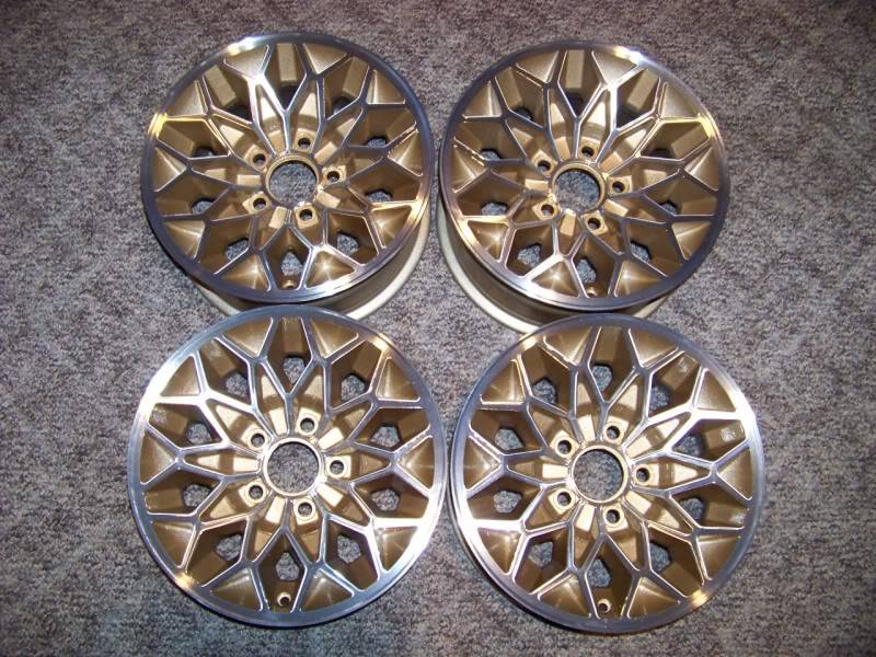 15x7 Snowflake Wheels (RESTORED)  100_4731