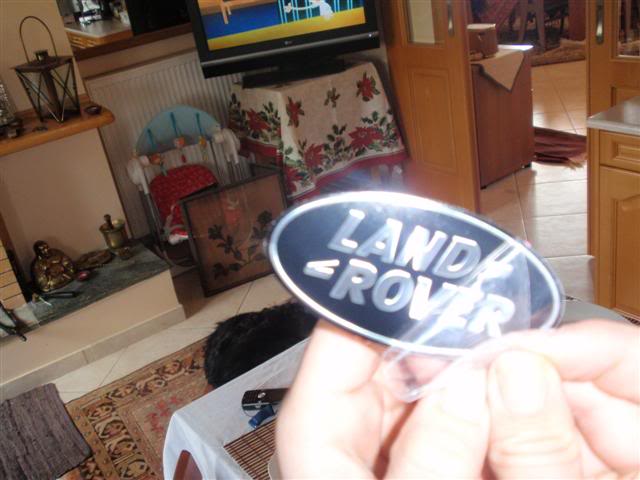 μεταλλικα σηματα LAND ROVER 671Small