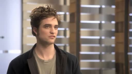 MTV Tanıtım Videosundan Robert Pattinson Resimleri.. Snapshot20100528215225