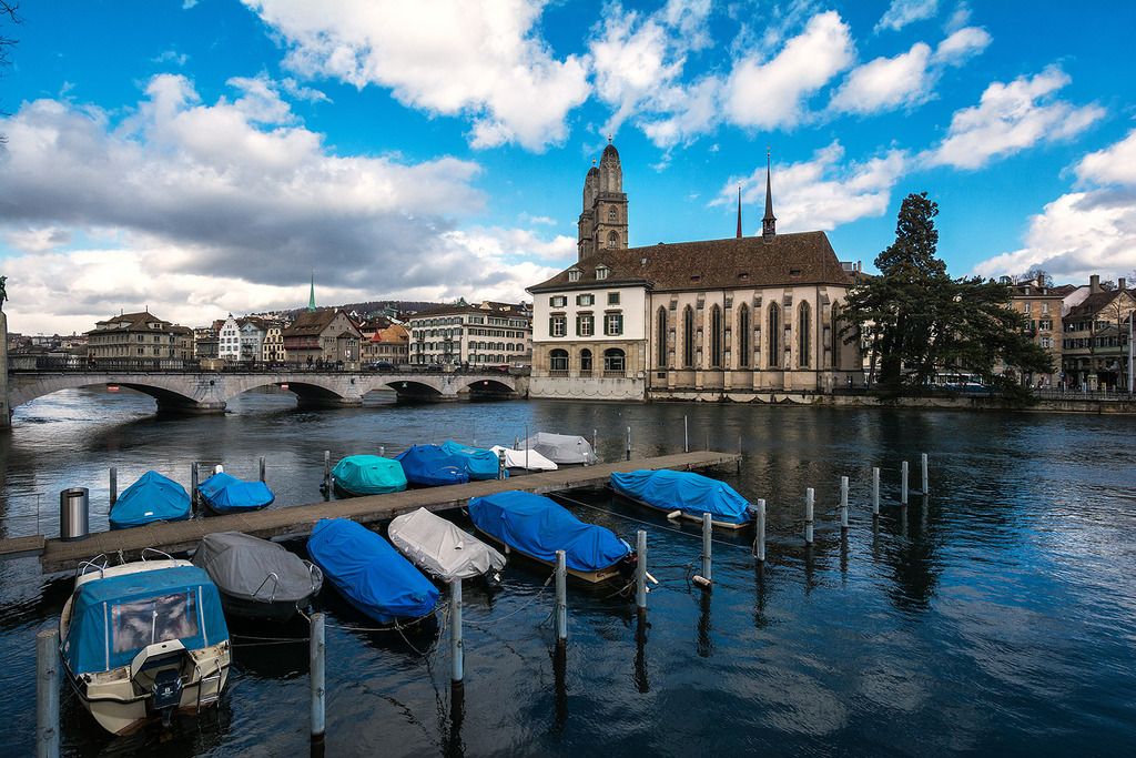 Port de Zürich (photo à traiter) _d717004-PS1_zpsv1unv9v0