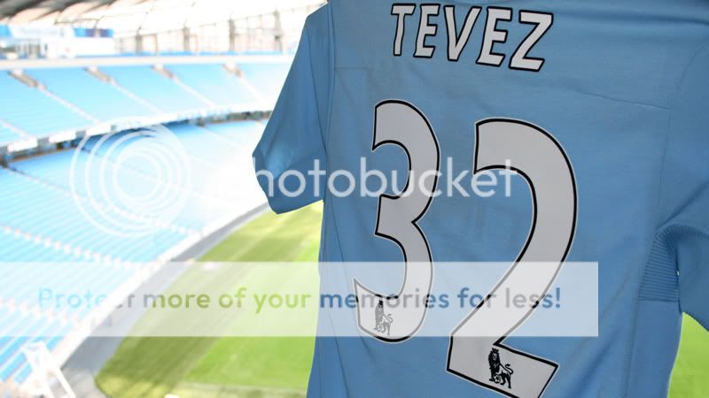 Carlos Tevez #32 Tevez