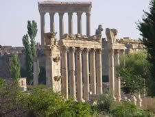 قلعة بعلبك فى لبنان Baalbeck-Summer-1