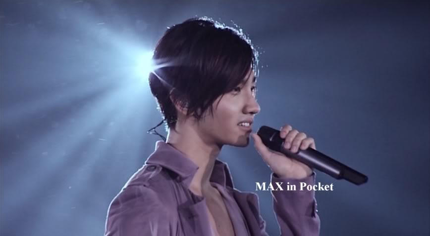 [08.08.2012] [Pics+Gif] ChangMin - TONE Live in Tokyo (Back To Tomorrow) 0c126afe