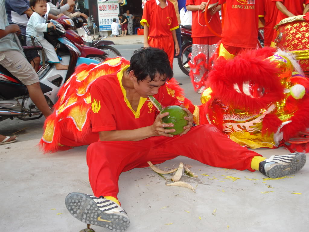 lâm nghĩa  đường múa khai trương. DSC00817