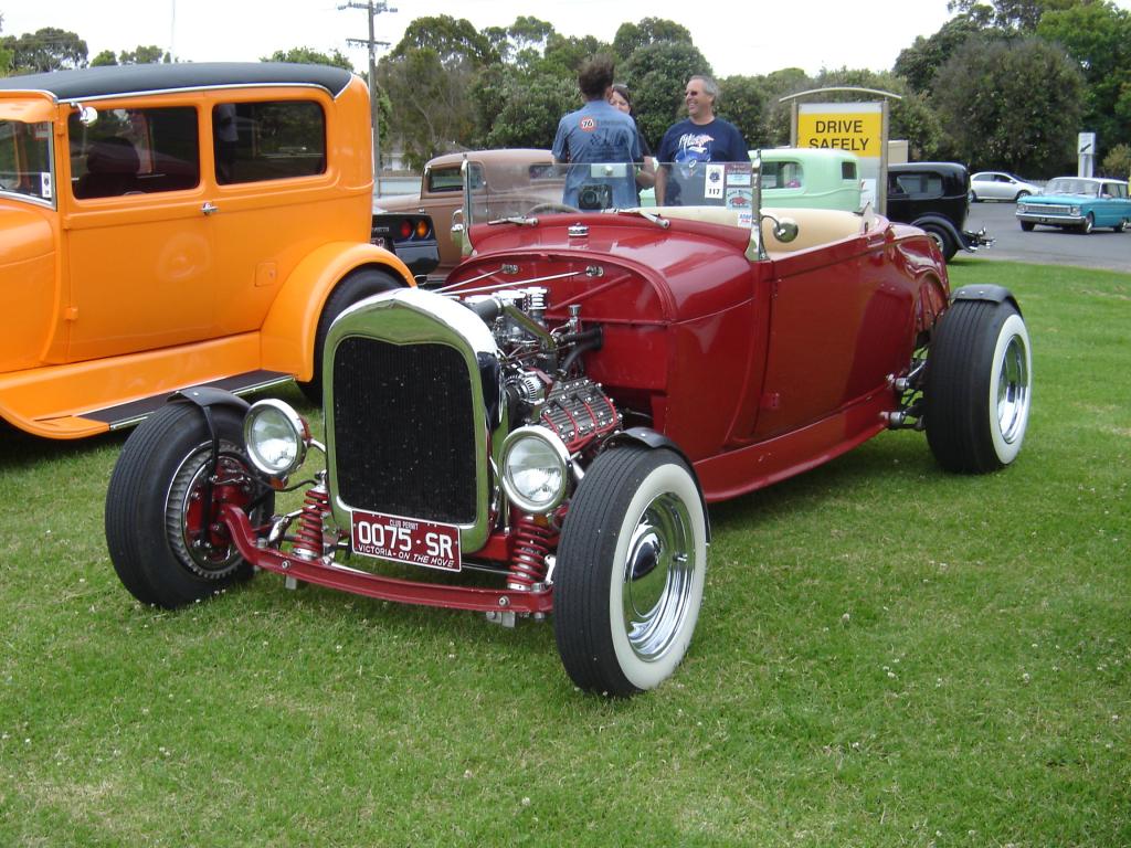 Hot rod nostalgia - Page 26 DSC00005