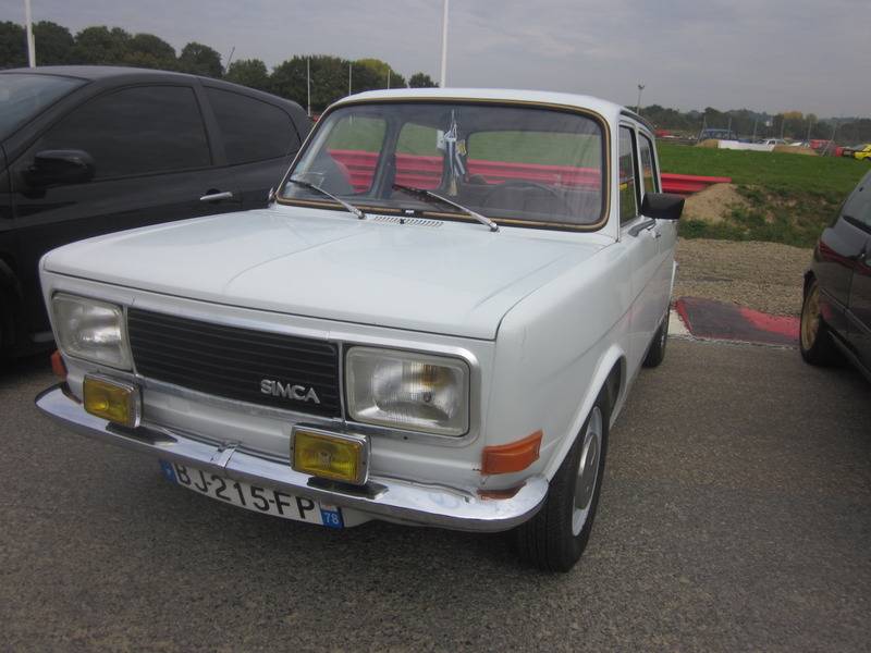 Autobrocante Festival de Lohéac au Manoir de l’Automobile et des Vieux Métiers, le  3 & 4 Octobre 2015 IMG_7461_zpsujm76k1n