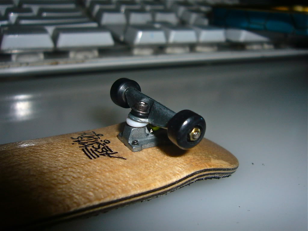 FingerBoard Photos - Page 6 P1130118-1