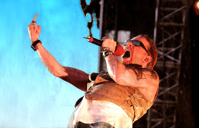 [FOTOS] W. Axl Rose (fundador, lider, alma, esencia y Seor de Guns N' Roses) (2) - Pgina 5 0607concerts_-149