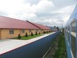 Excursie FeRoviaRă Suceava - Nisipitu: TrenoNatură românească Th_83-ComplexrezidentialalaVicov_resiz