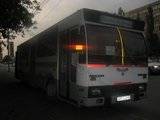 Bucuresti: Plimbari FeRoviaRe prin Garile bucurestene[2008] Th_17-AutobuzRocarvechipeSplaiulIndependentei_resize