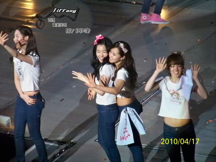 [PICS/GIFS/VID] Tổng hợp một số pic YulTi + cái mm luôn Yulti_Shanghai-03