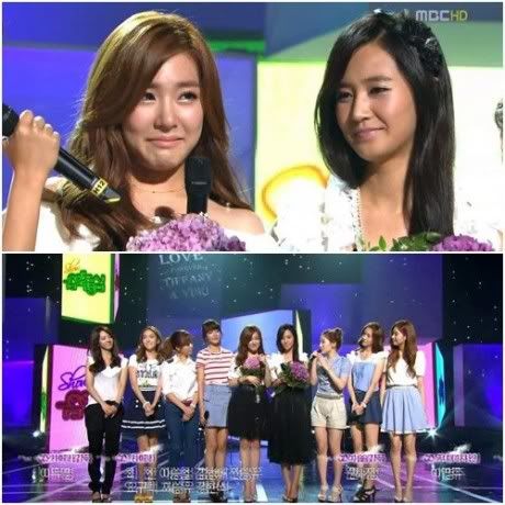Tiffany & Yuri (SNSD) tạm biệt sân khấu Music Core 20100731_yulti_2-460x460