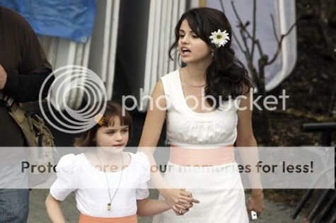 Ramona and Beezus- ngắm Selena Gomez cực yêu Selena-gomez-ramona-girl-1