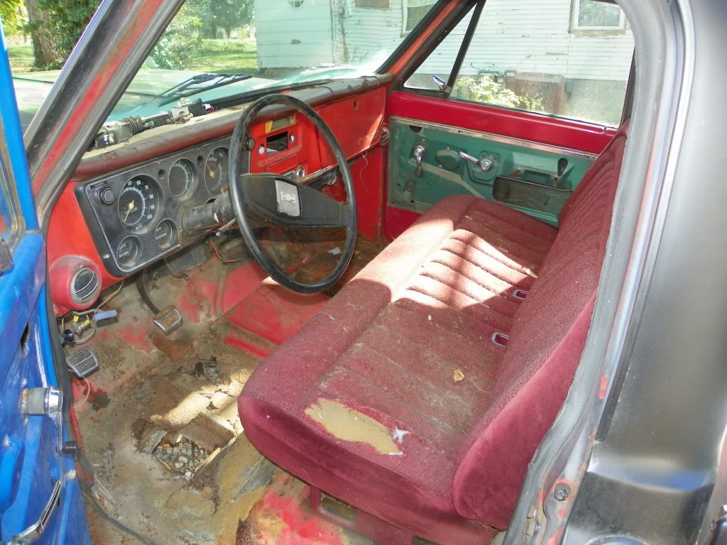 1970 Chevy C-10 project 70truckinterior001