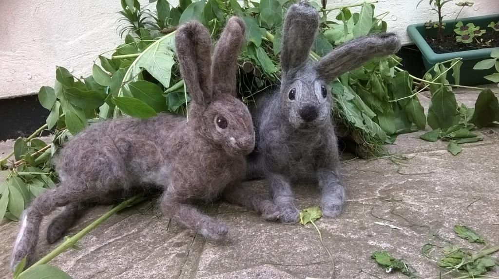 Handmade needlefelted snowshoe hare, wild bunnies and stoats WP_20140513_016