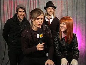 some awesome pictures of paramore :) 4414825832a6318579233l