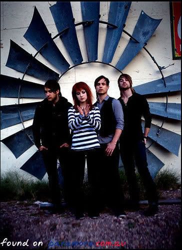 some awesome pictures of paramore :) 4414825832a6440188140l