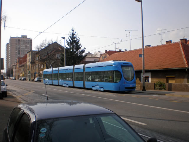 Tramvaj u Zagrebu P4010104_edited