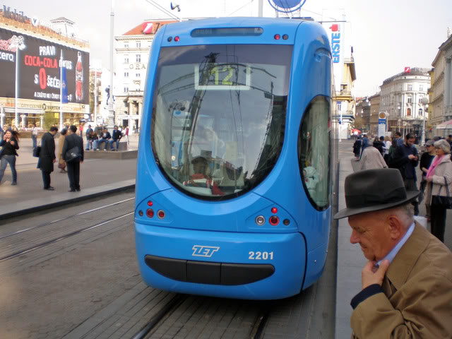 Tramvaj u Zagrebu P4010107_edited