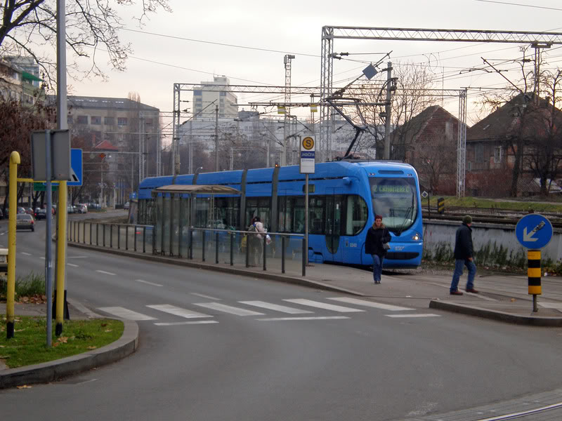 Tramvaj u Zagrebu PC090033_edited