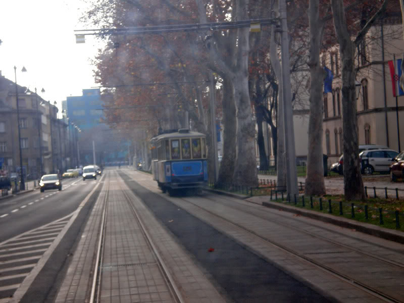 Tramvaj u Zagrebu PC090067_edited