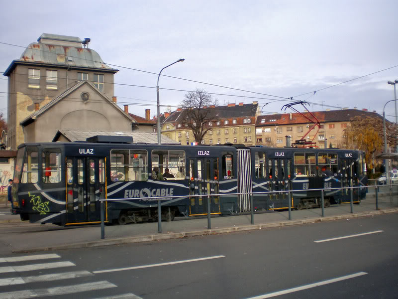 Tramvaj u Zagrebu PC090097_edited