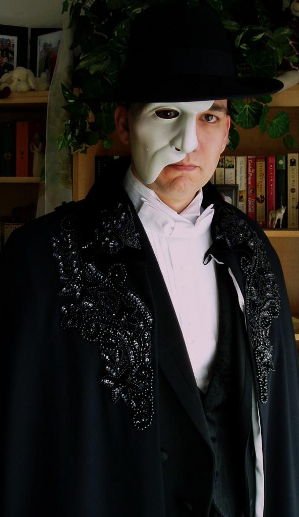 Phantom costumes - real and replicas - Page 8 6-30-12a_zpsb913204a