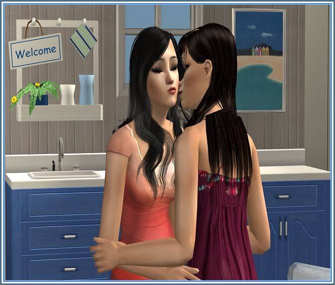 Sugah's Sim Antics - Page 7 KissKiss_Simone-Sapphira