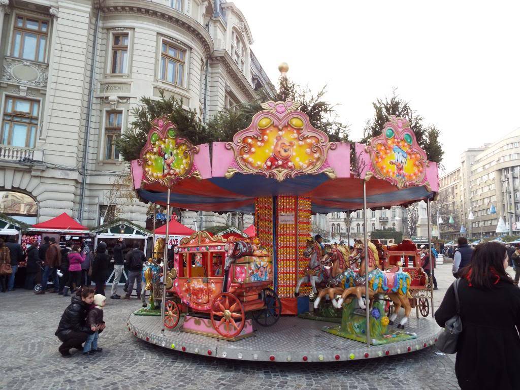 BUCHAREST CHRISTMAS MARKET 2013-PIATA UNIVERSITATII C1_zps0723af99