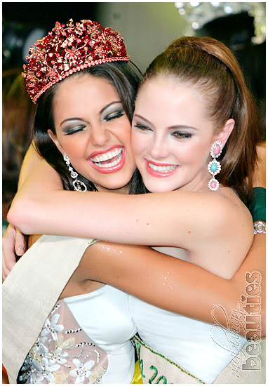 2005 | MISS EARTH | ALEXANDRA BRAUN 1107kf1