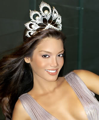 MISS UNIVERSE 2006 - VÌ SAO PUERTO RICO LẠI ĐĂNG QUANG? ZuleykaRivera1