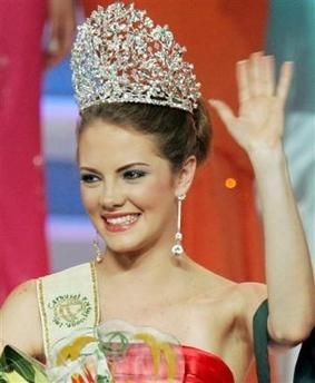 2005 | MISS EARTH | ALEXANDRA BRAUN A3ty0