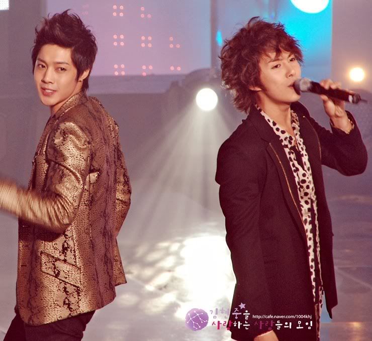 [SS501]  Music Bank 27.11.09 1259321303_5