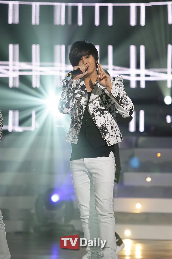 [SS501] MBC 'Giving a new life to child' Charity Show 30.11.09 30_32179