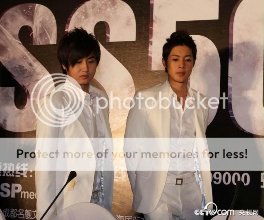 [SS501] Shanghai Persona Press Conference (2ª parte) 53676944200911131308343689577160-5